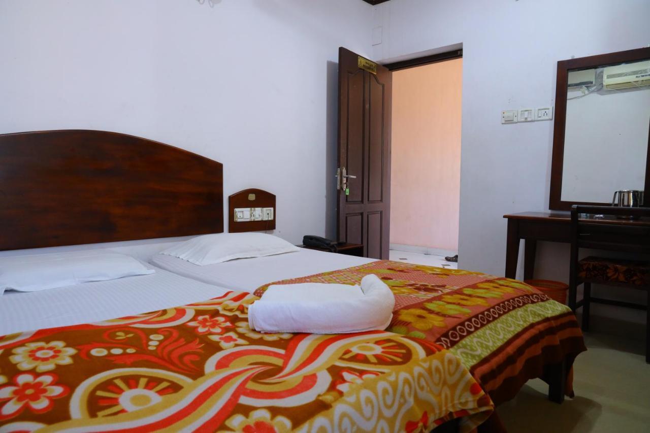 Ramanilayam Tourist Home Ambalapulai Ngoại thất bức ảnh